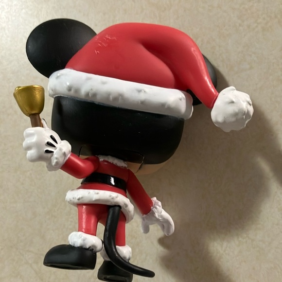 2018 Funko Pop mini Mickey Mouse Santa 3.5” - Picture 2 of 3